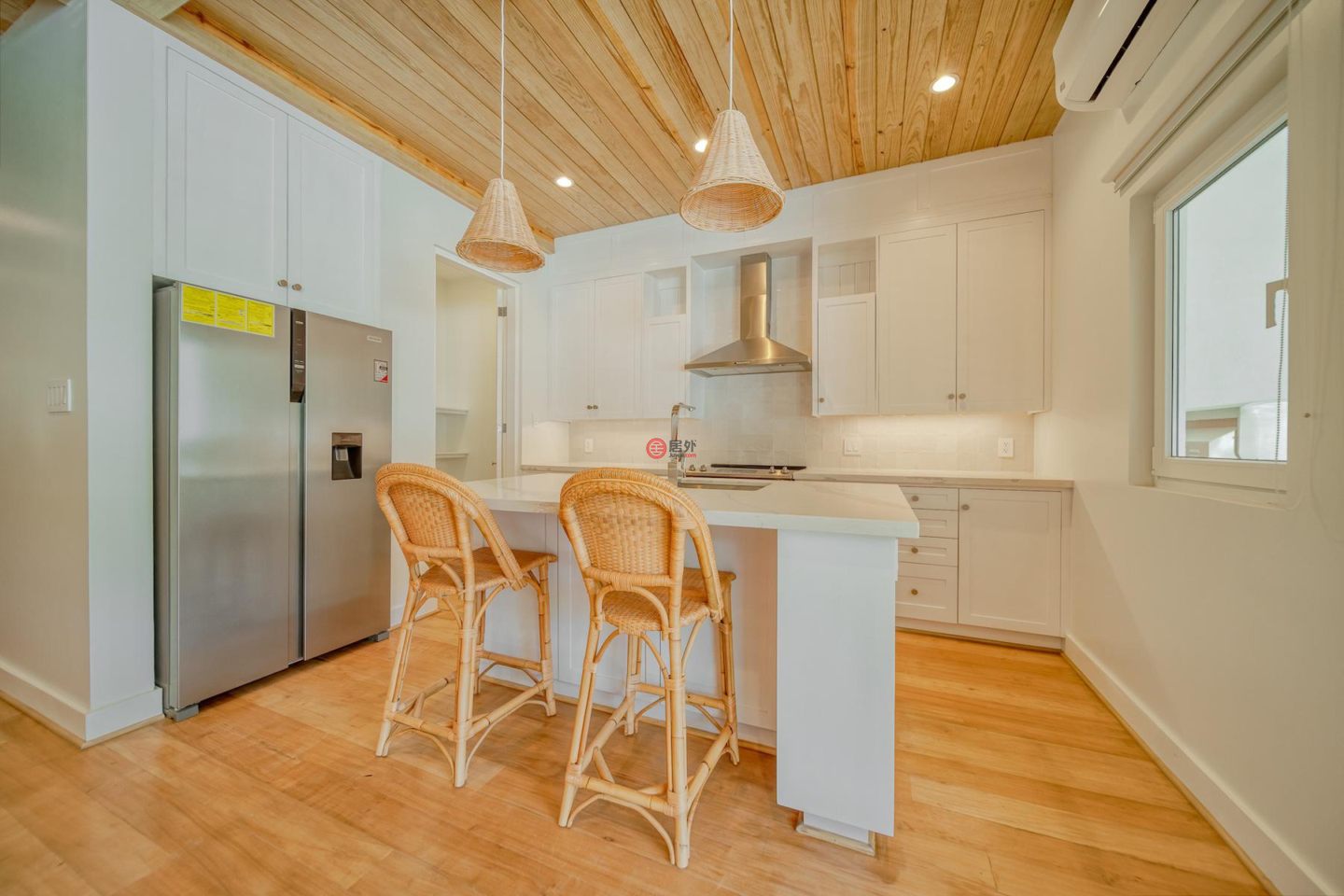 洪都拉斯海湾群岛Roatán的公寓，Oceanfront Condominium D9 Watercolors Resort 3rd Floor Building D，编号76872740