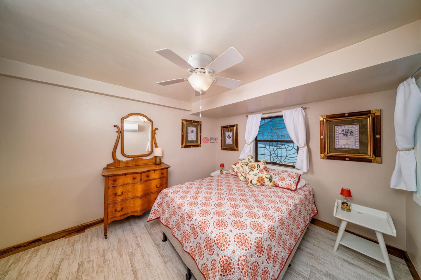 洪都拉斯海湾群岛Roatán的独栋别墅，Casa Seaclusion - 4B/3B Home with Oceanfront Lot，编号76643878