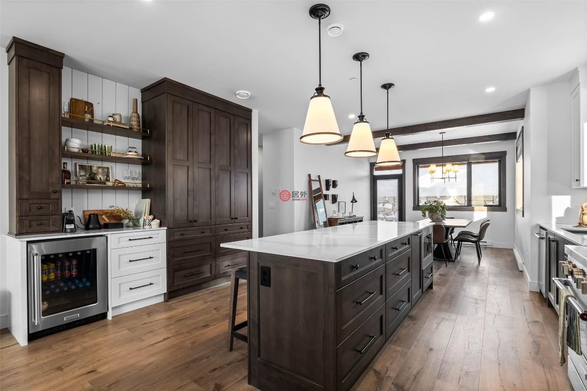 加拿大不列颠哥伦比亚省Sun Peaks的联排别墅，7000 MCGILLIVRAY LAKE，编号75526808