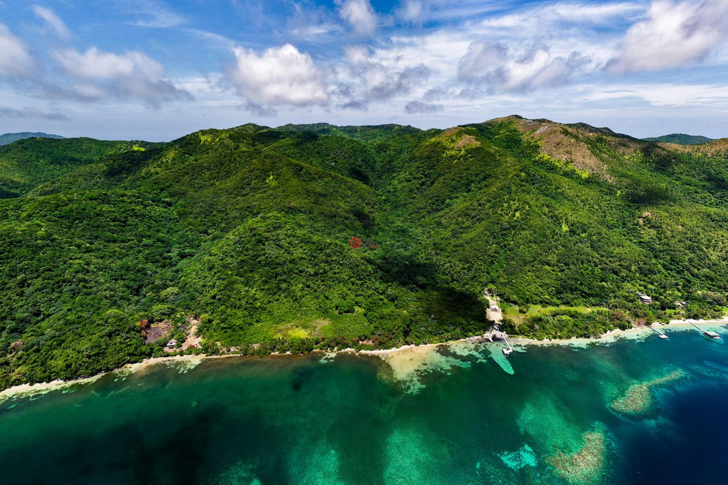 洪都拉斯海湾群岛瓜納哈島的住宅用地，Paradise Found - 482 Acres Beachfront + Waterfall Guanaja，编号77718067