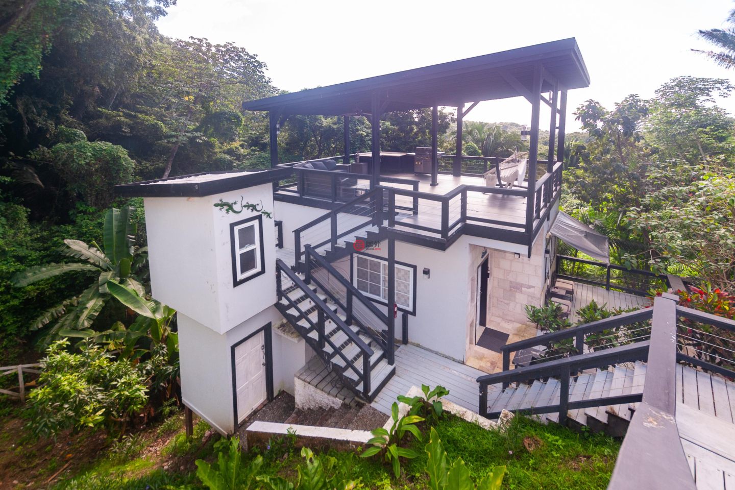 洪都拉斯海湾群岛Roatán的独栋别墅，Luxurious Zun Zun Residence Luna Beach Road，编号76643111