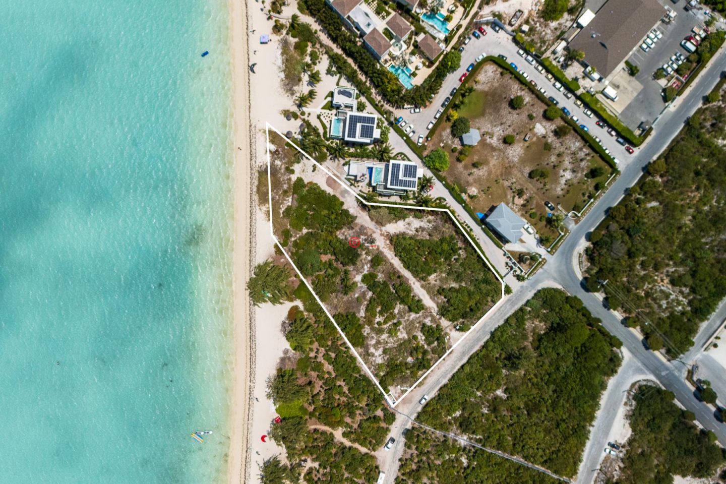 特克斯與凱科斯群島的住宅用地，Beach Front Land Long Bay Hills，编号78100327