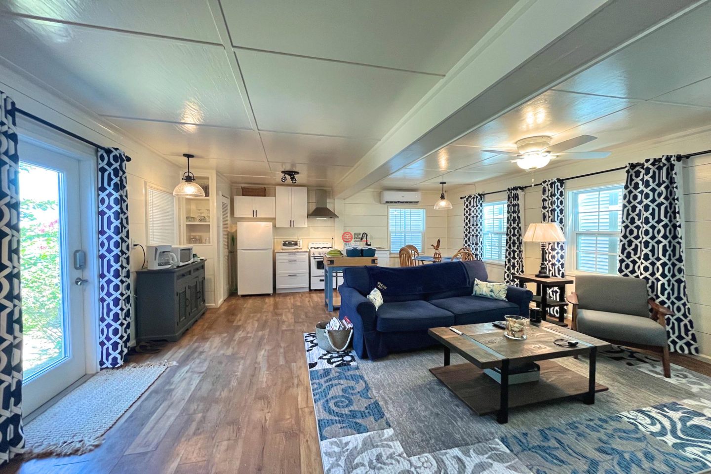 巴哈马的多单元，Ocean View Ballfield Road，编号78329924