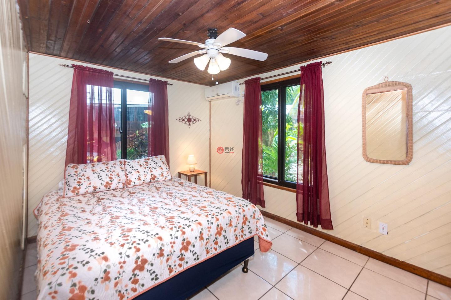 洪都拉斯海湾群岛Roatán的独栋别墅，Totally Turnkey Tropical Home in Sundancer Cabanas，编号78282837