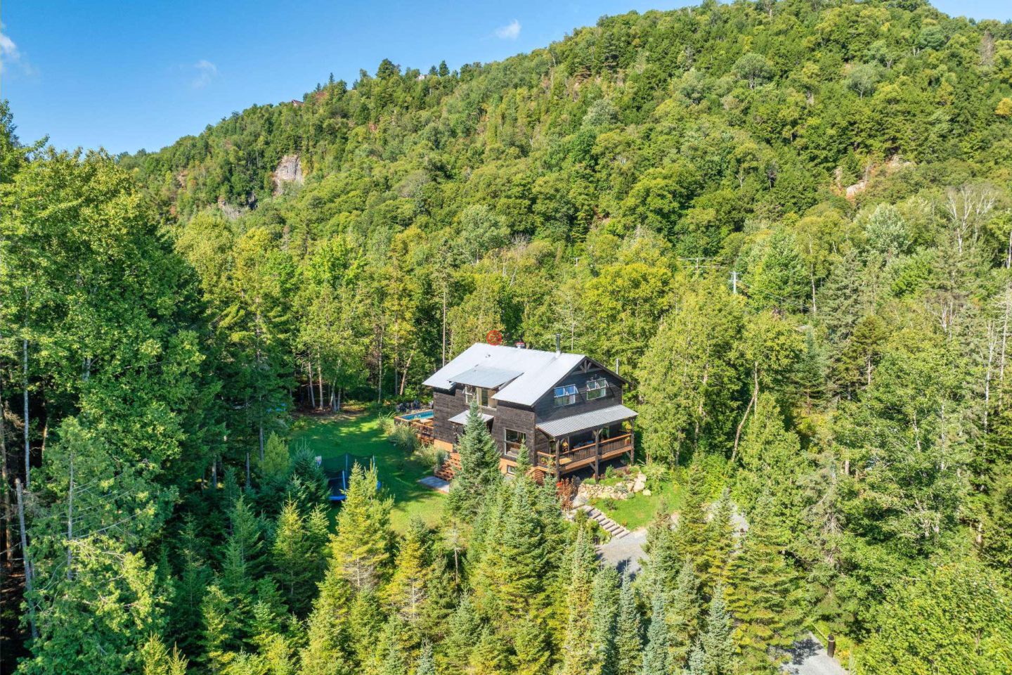 加拿大魁北克Mont-Tremblant的独栋别墅,1755 Petite Allée,编号78525380