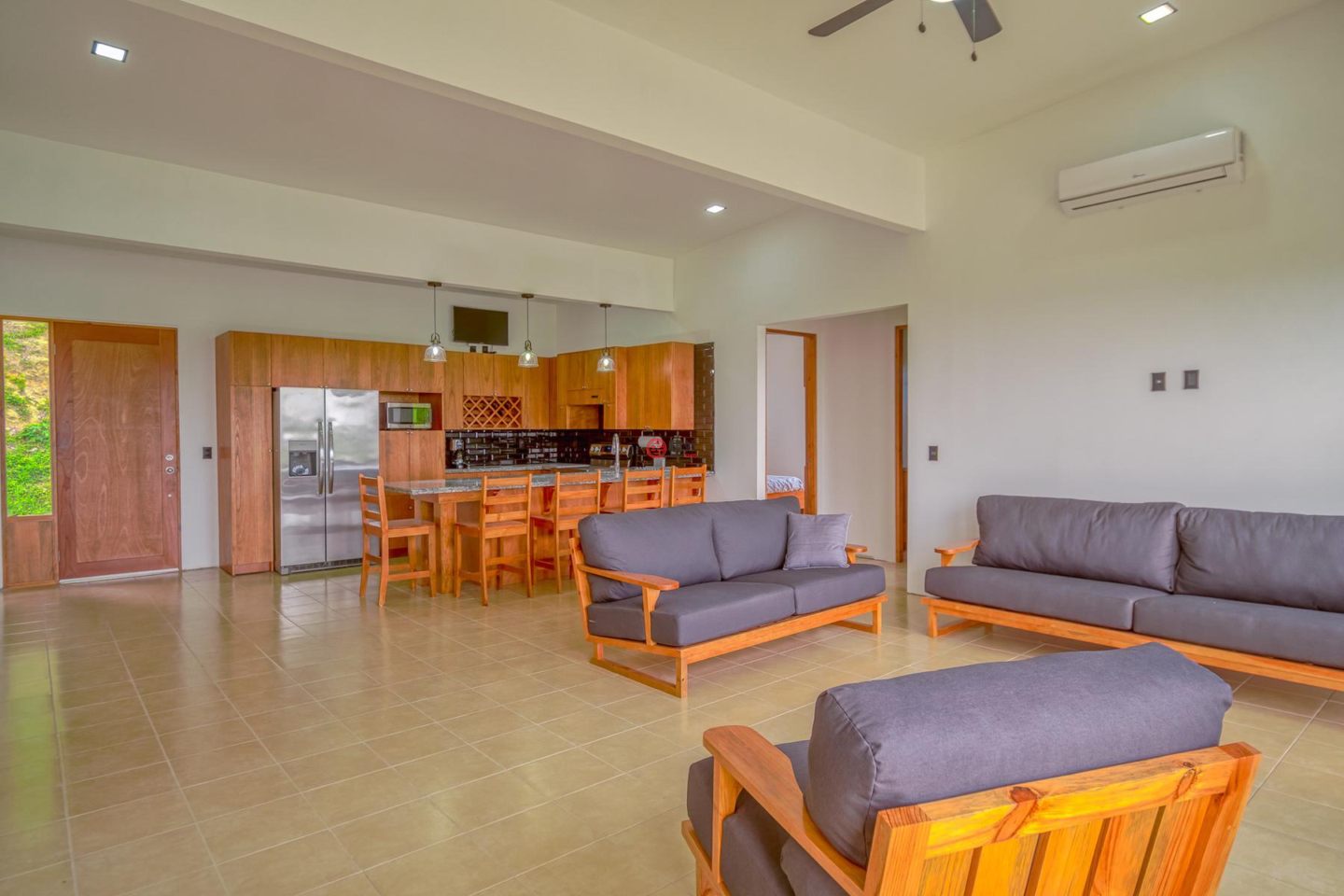 洪都拉斯海湾群岛Roatán的独栋别墅，Spacious 2 Homes in 1 + 2 Pools Coral Views Village，编号77637419