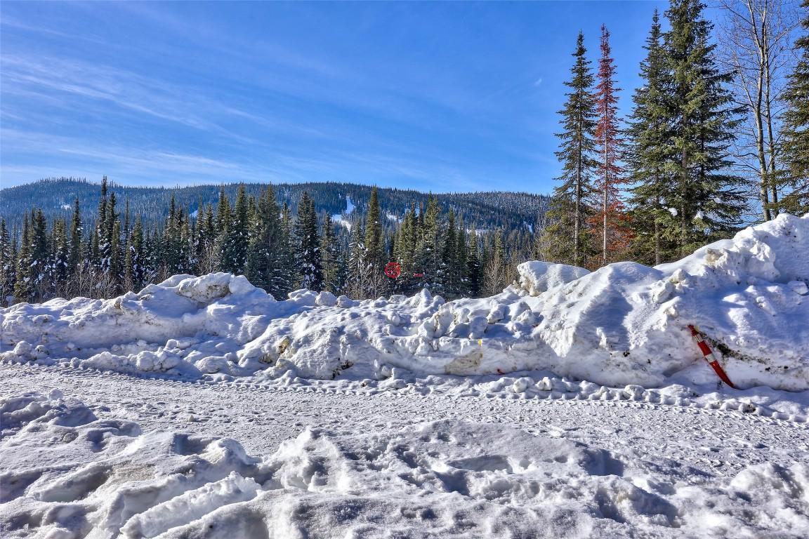 加拿大不列颠哥伦比亚省Sun Peaks的公寓，7005 MCGILLIVRAY LAKE，编号75529072