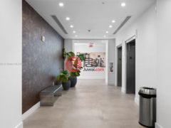 美国佛罗里达州Hallandale Beach的办公室，817 800 SE 4th Ave，编号74128263