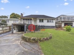 新西兰Glenfield的独栋别墅，9 Sunnyfield Crescent，编号76771007