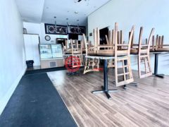 加拿大安大略省多伦多的零售，3547 St. Clair Avenue，编号75856071