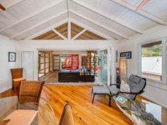 洪都拉斯海湾群岛Roatán的独栋别墅，Island-Style Hillside Haven with Panoramic North Shore Views，编号78473193