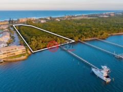 美国佛罗里达州斯图尔特的独栋别墅，1436 Ocean，编号77537516
