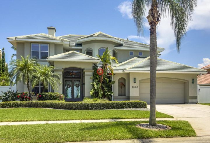 美国佛罗里达州梅里特岛4卧3卫的房产