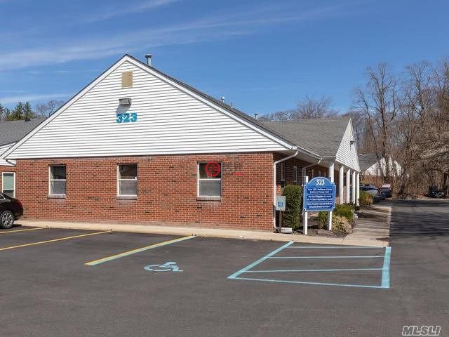 美国纽约州史密斯敦总占地119平方米的商业地产